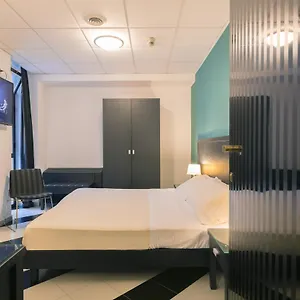 Отель Executive Business, Бари