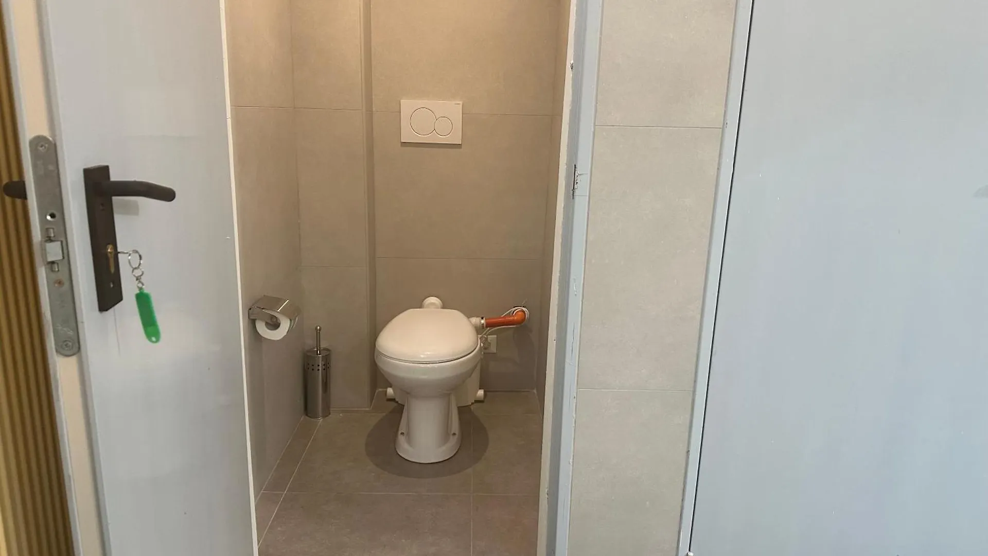 Cconforthotels Host Bari Centrale 0*,
